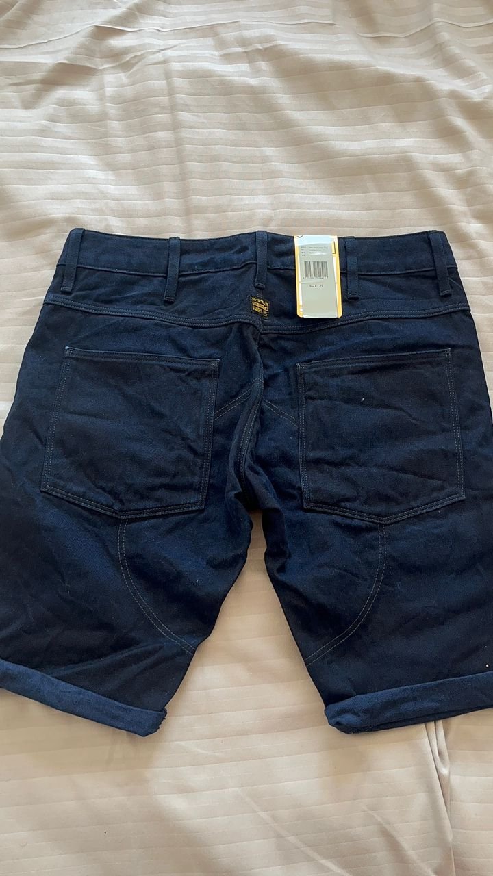Short jeans neuf