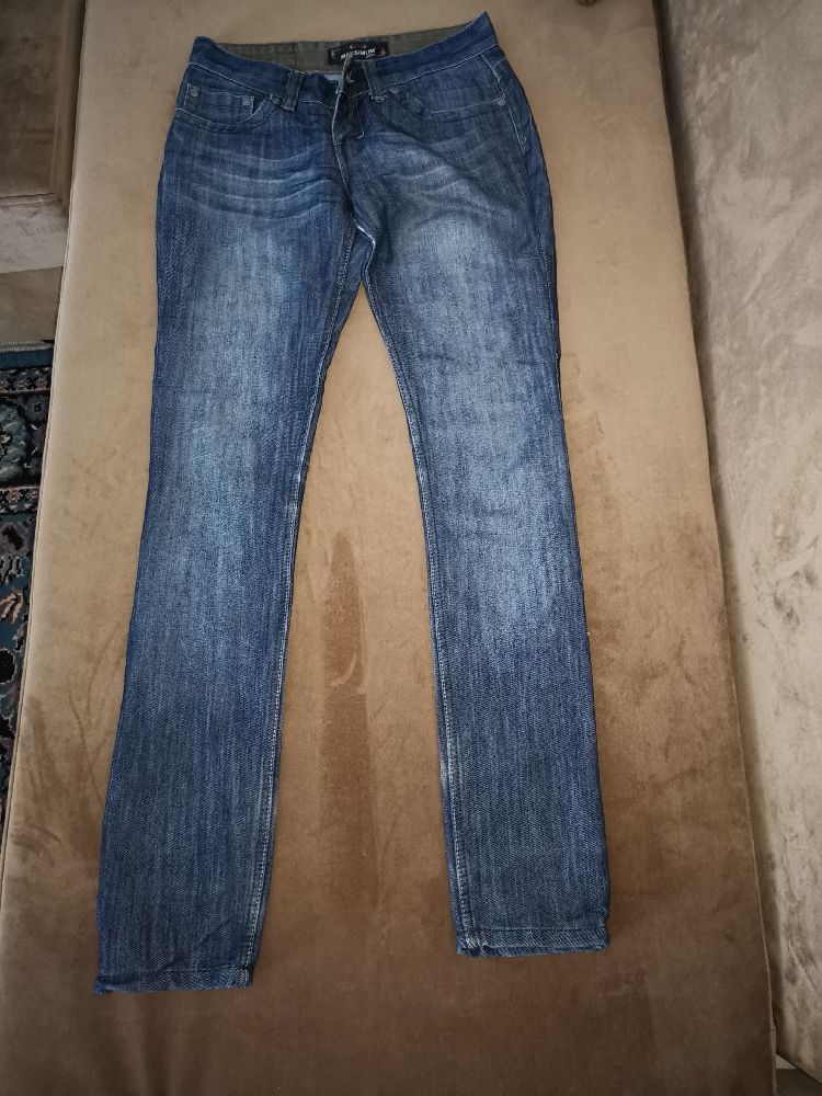 pantalon djean taille 38 très bon état