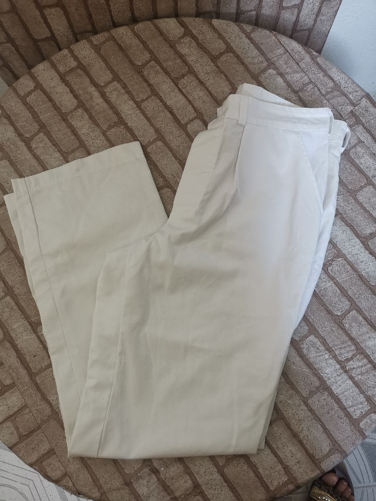 Pantalon sublime taille 42 à petit prix 