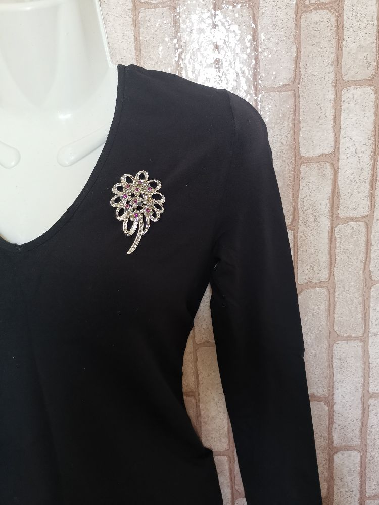 jolie broche