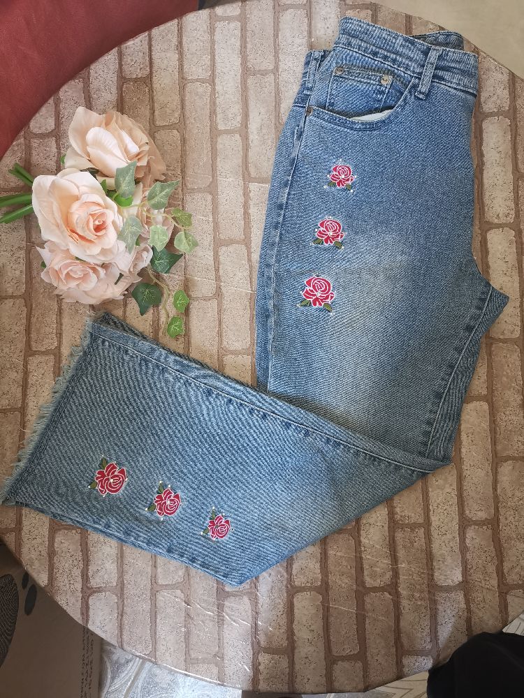 Pantalon taille 38 de très bonne qualité
