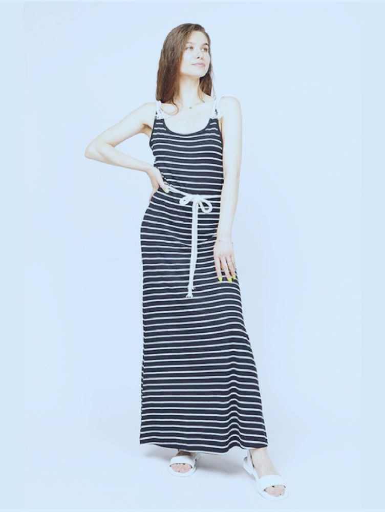 Robe bleue marine taille M