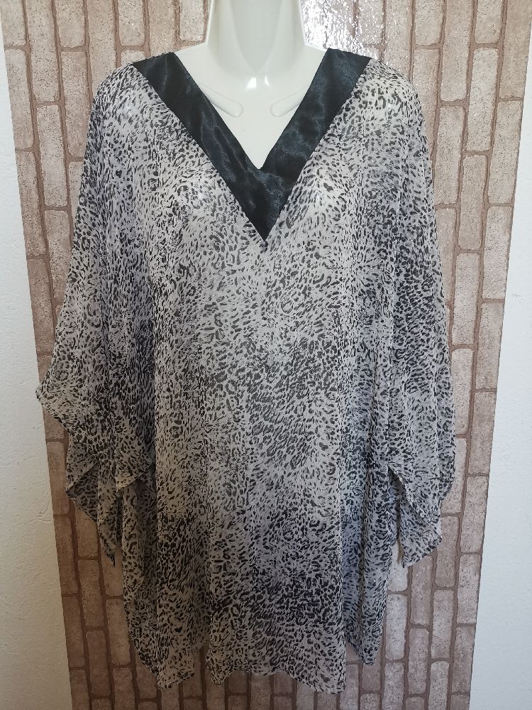 chemise transparente taille 42