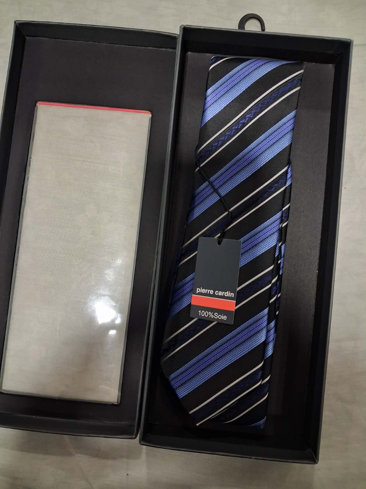 Cravate Pierre Cardin 