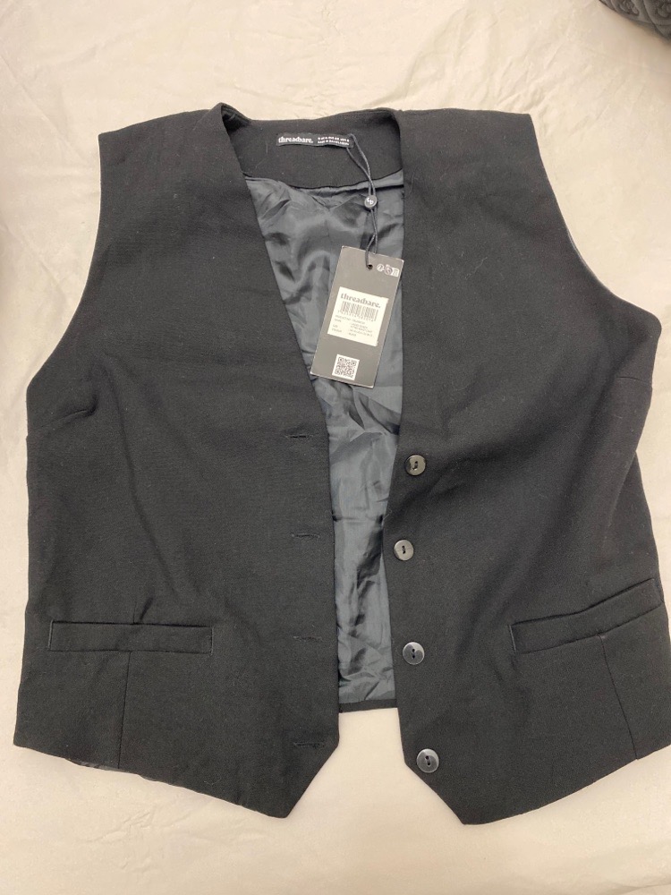 Jolie jaket avec jamais portee 