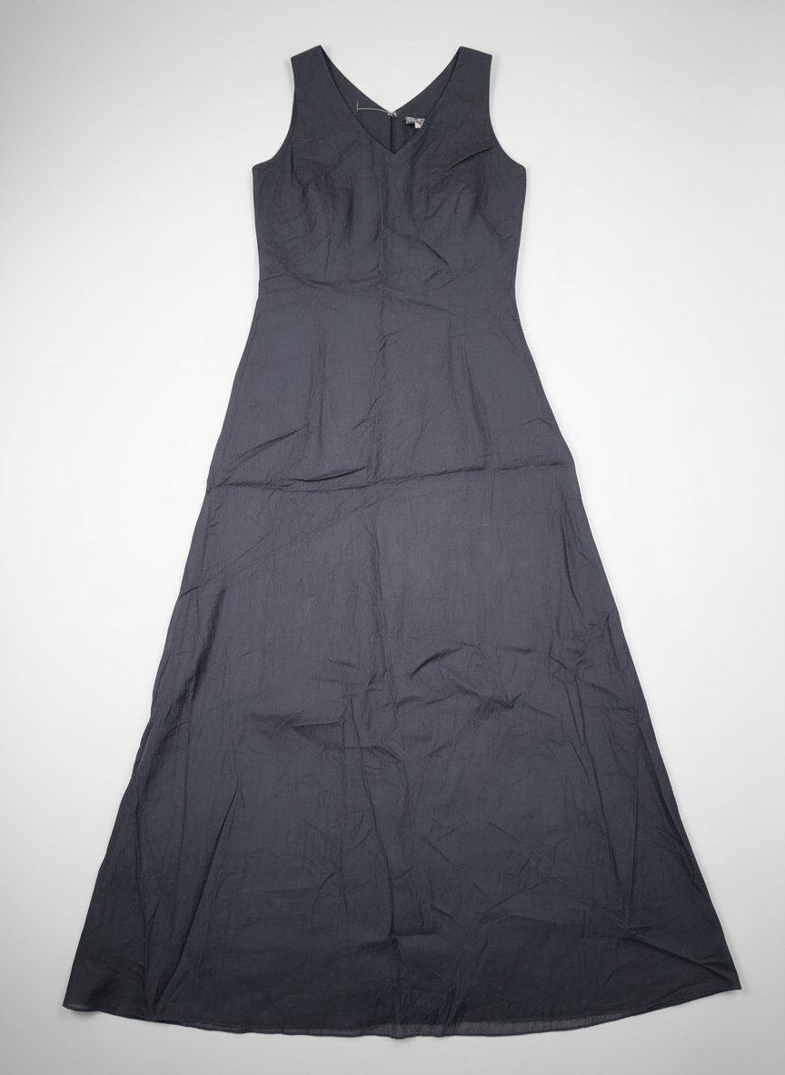 Robe longue grise sans manche  jamais portée