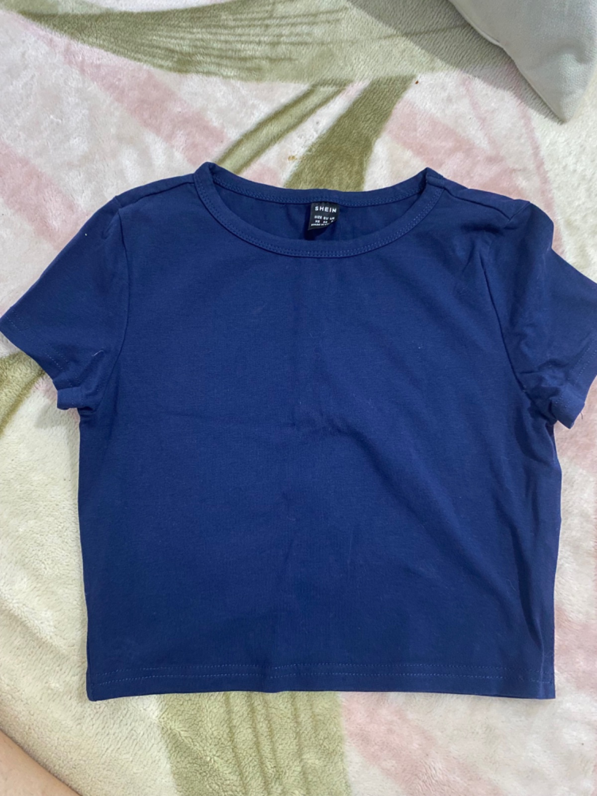 Tshirt  shein taille xs 
