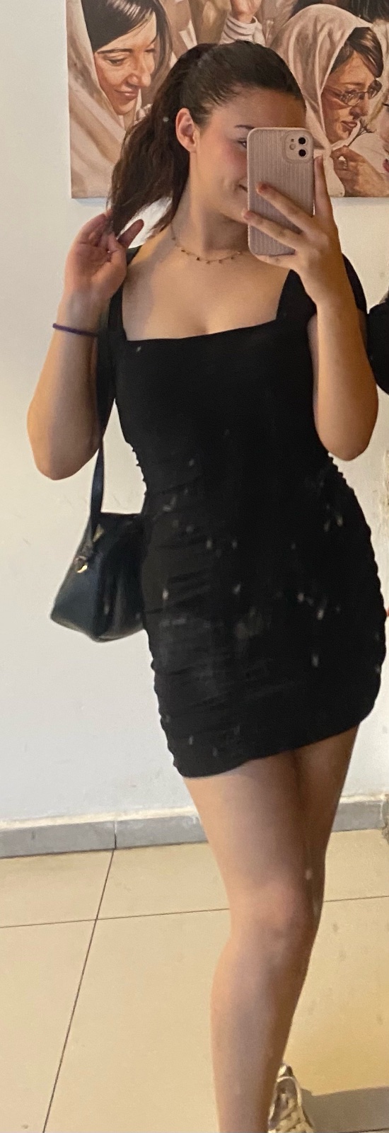Robe noir ajustée