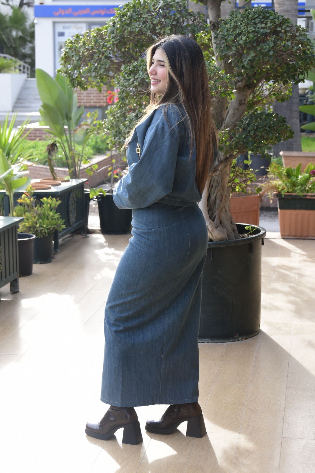 Set denim chic 2 pièces – Jupe midi & Veste Courte