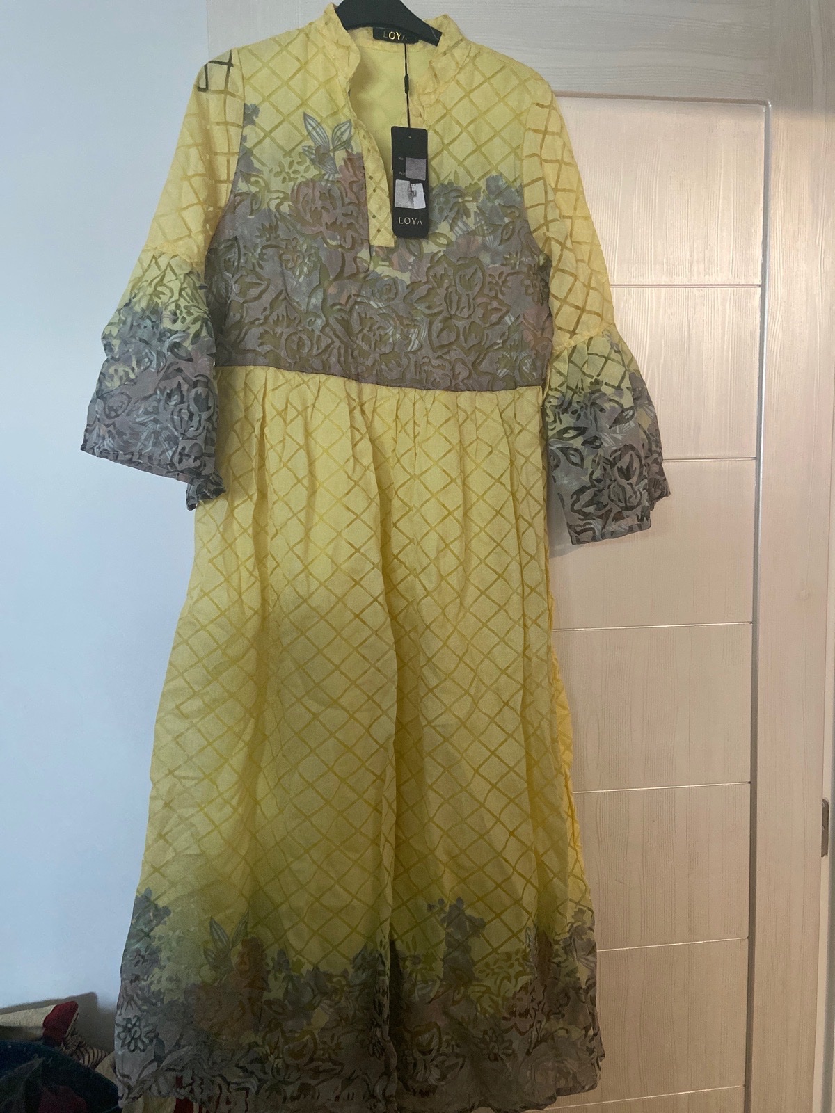 Robe jaune 