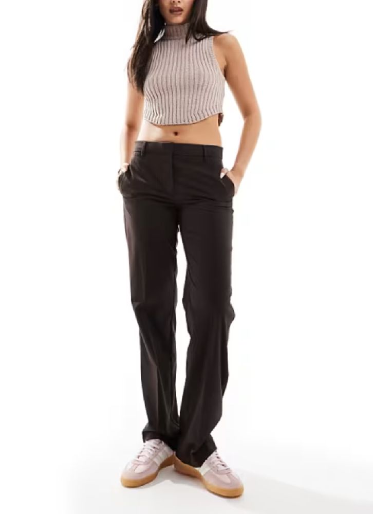 Pantalon droit ajusté à fines rayures - Marron 