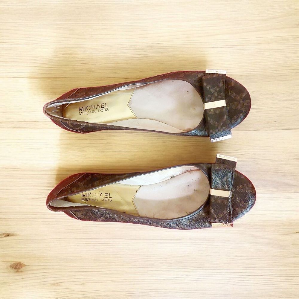 Ballerines Michael Kors monogramme. Authentiques. 
