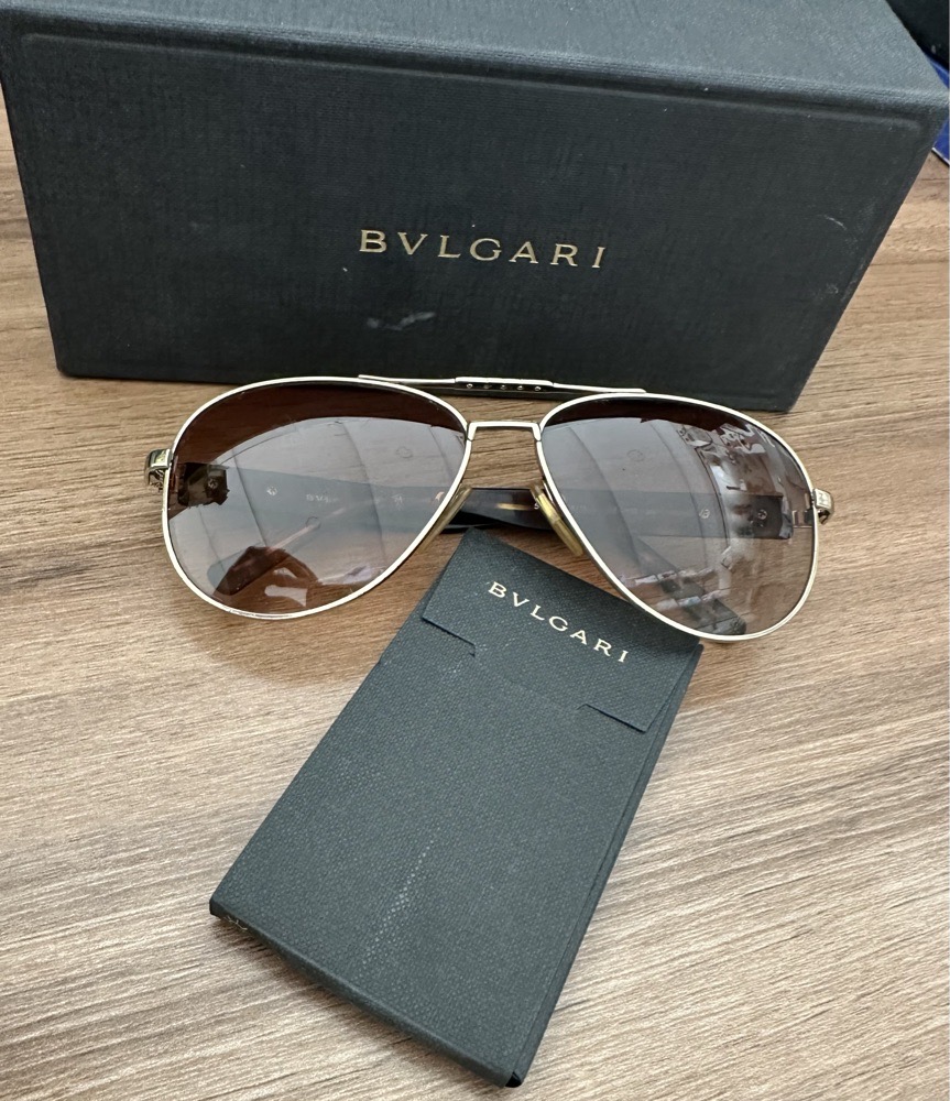 lunettes de soleil bvlgari  originales  
