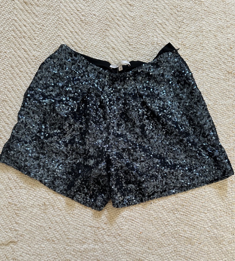 short Maje porté une seule fois acheté à 125€