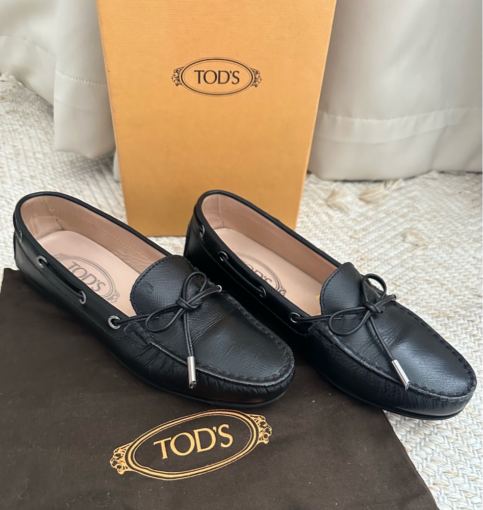 Mocassin Tod's portés une seule fois