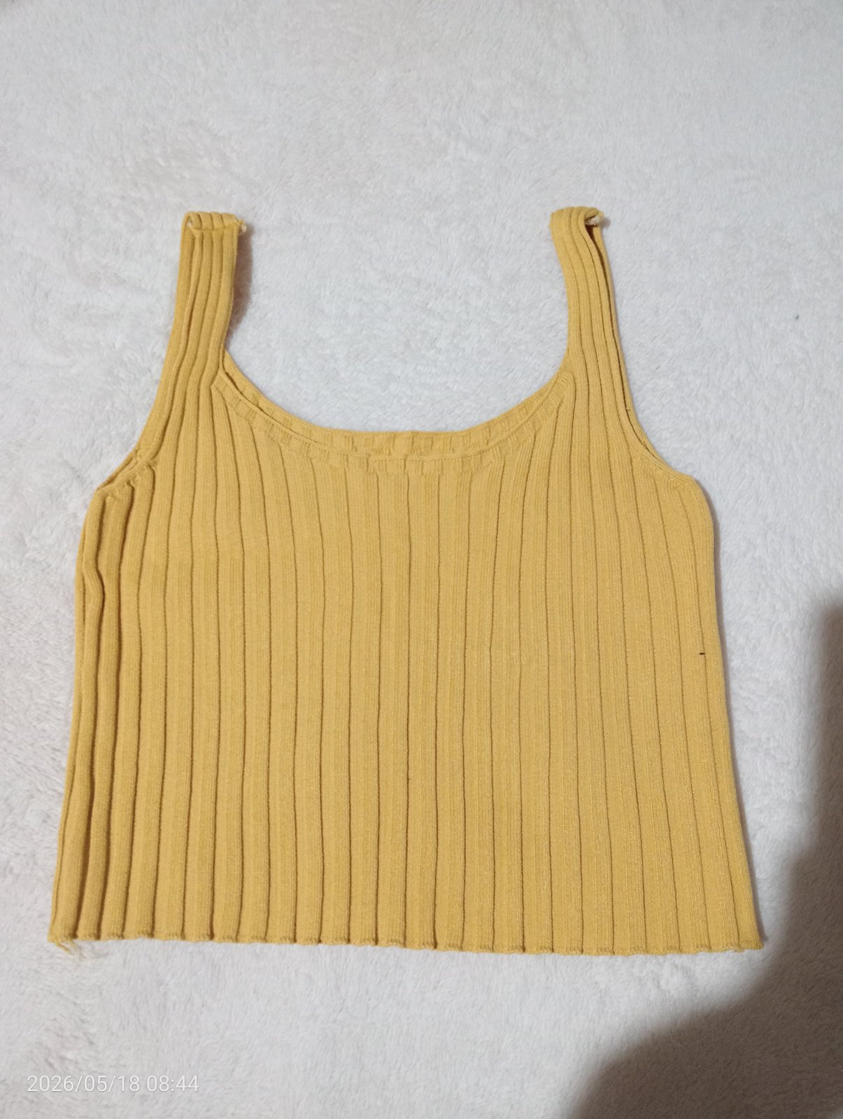 Crop top les trois à 20 dt