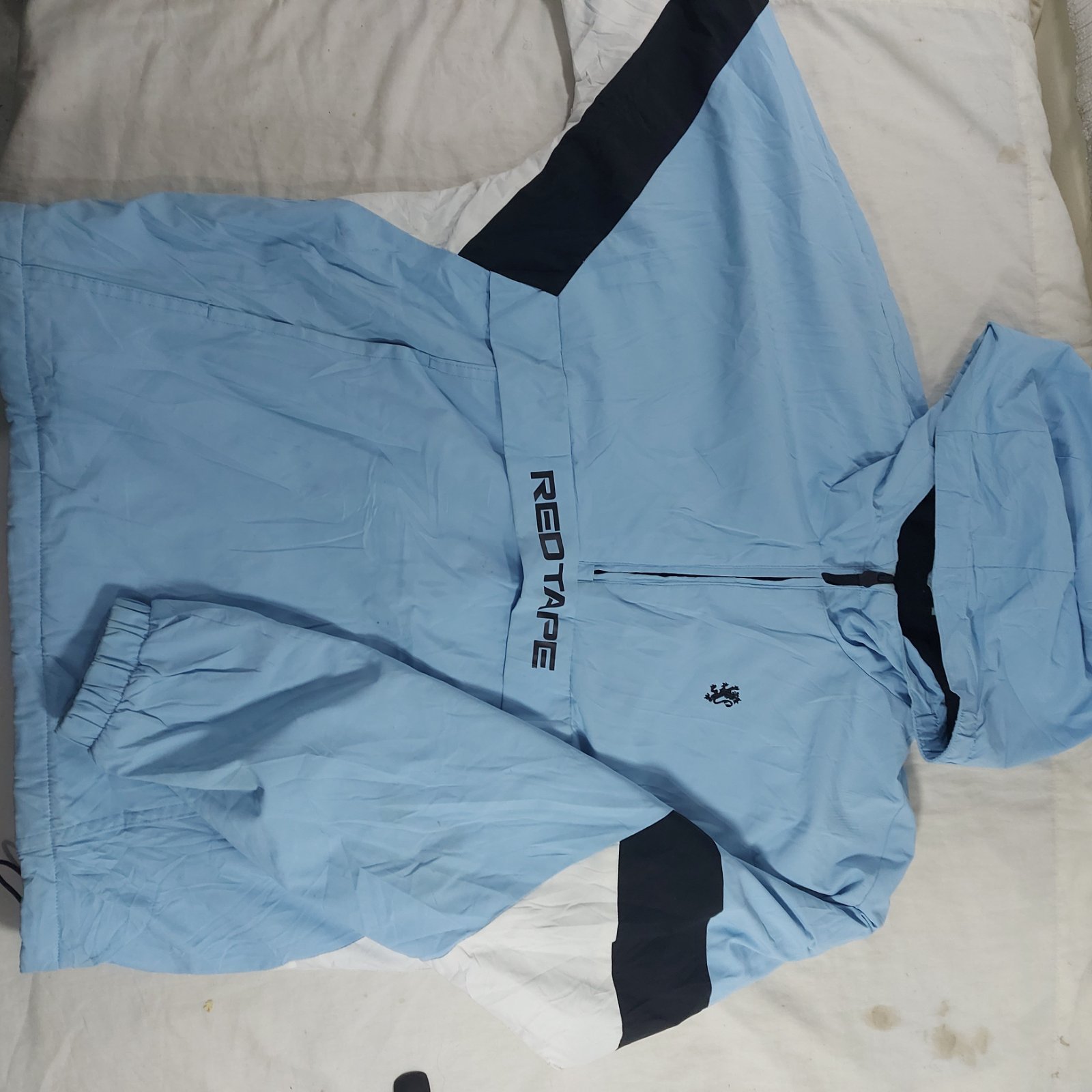 Veste  capuche RED TAPE coupe-vent – Taille M