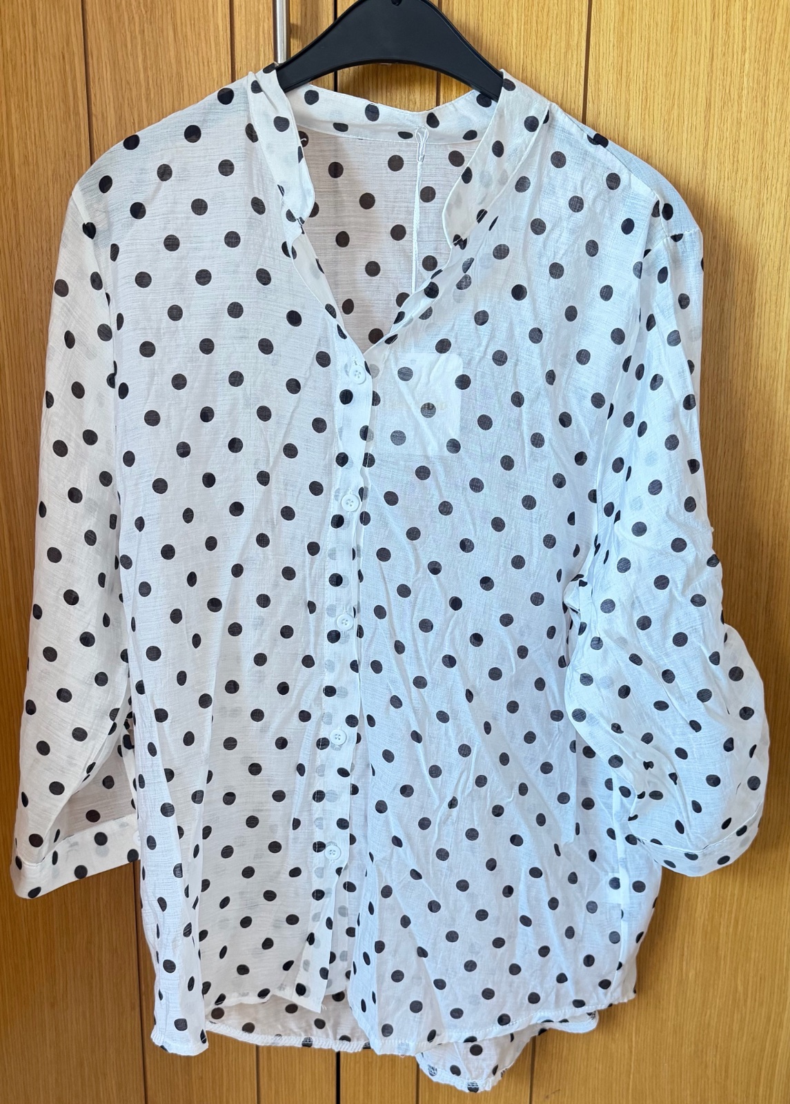 Chemise à la mode avec étiquette