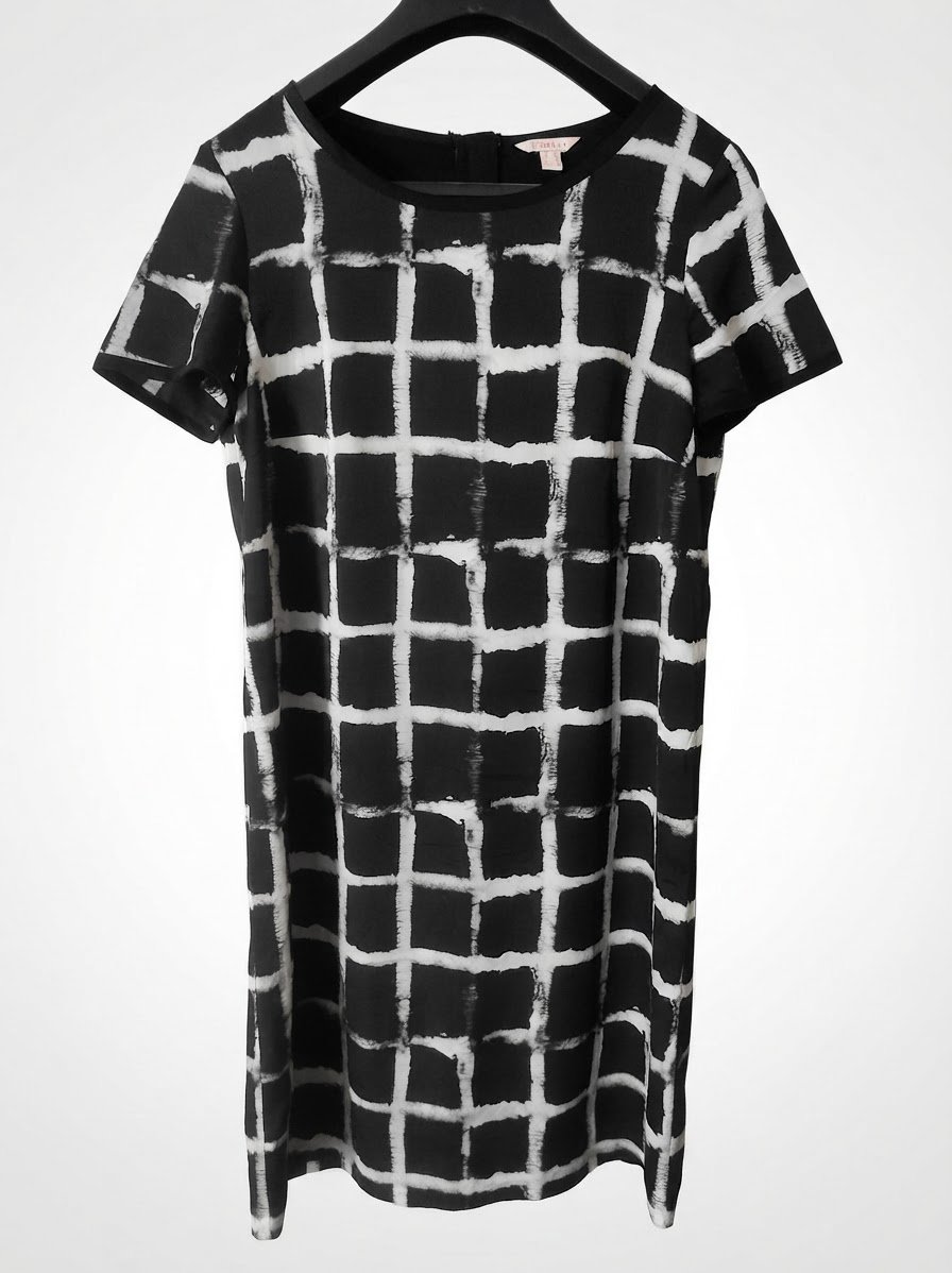 Robe droite Esprit – Motif grille noir et blanc