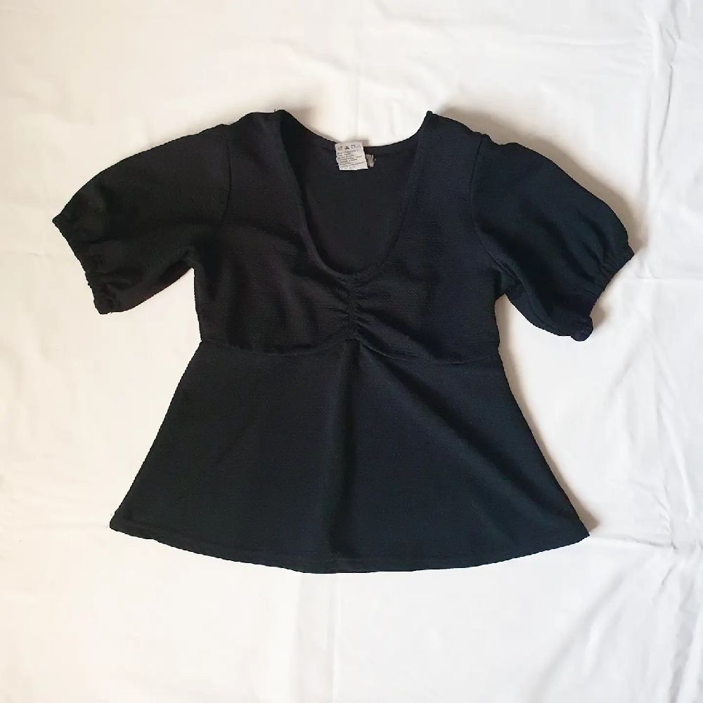 pull noir classe