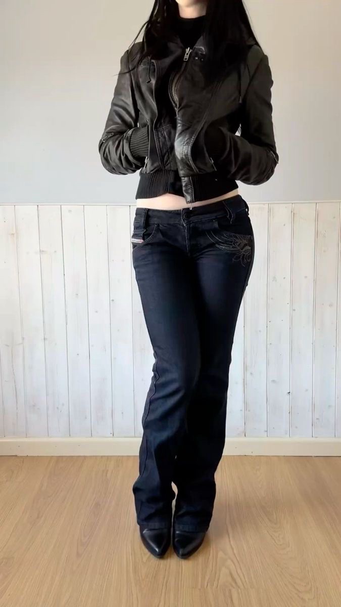 Low rise navy blue jeans
