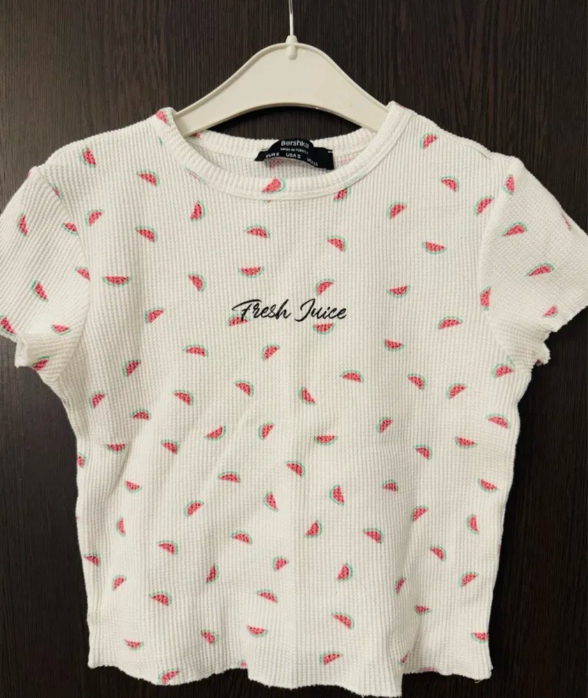 Pull blanc bershka 