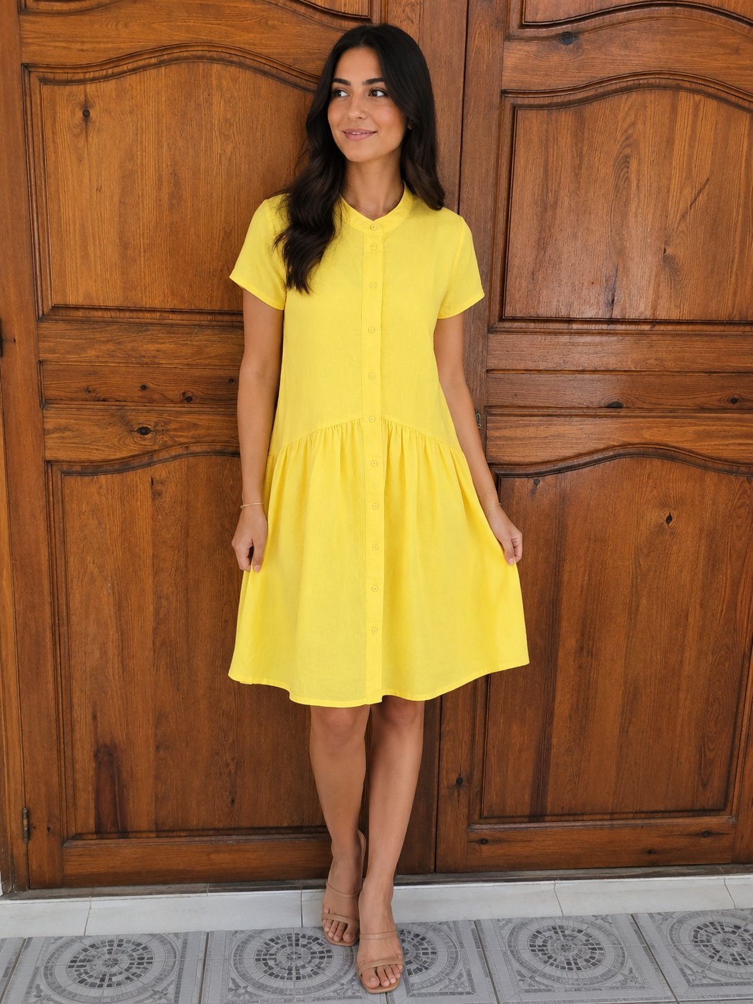 Robe courte jaune taille 38 