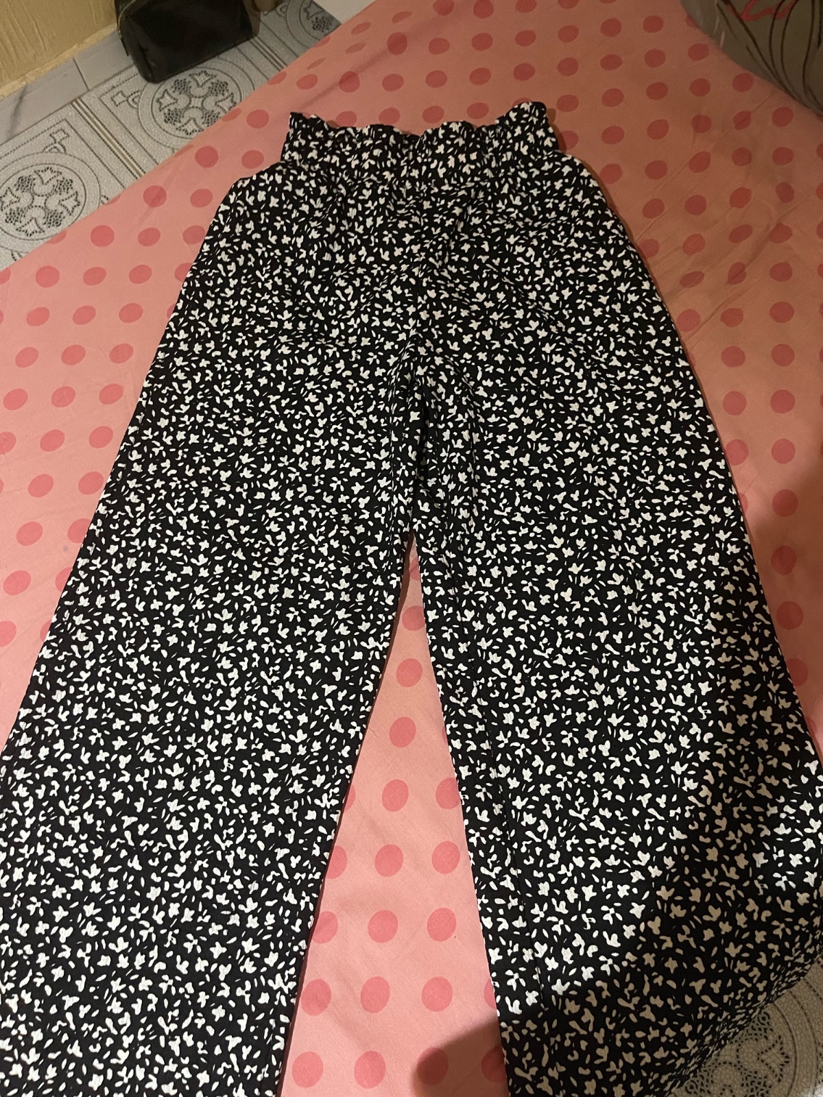 Pantalon large avec fonte