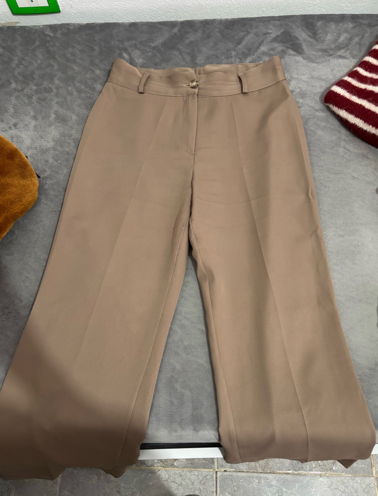 Pantalon marron caramel 