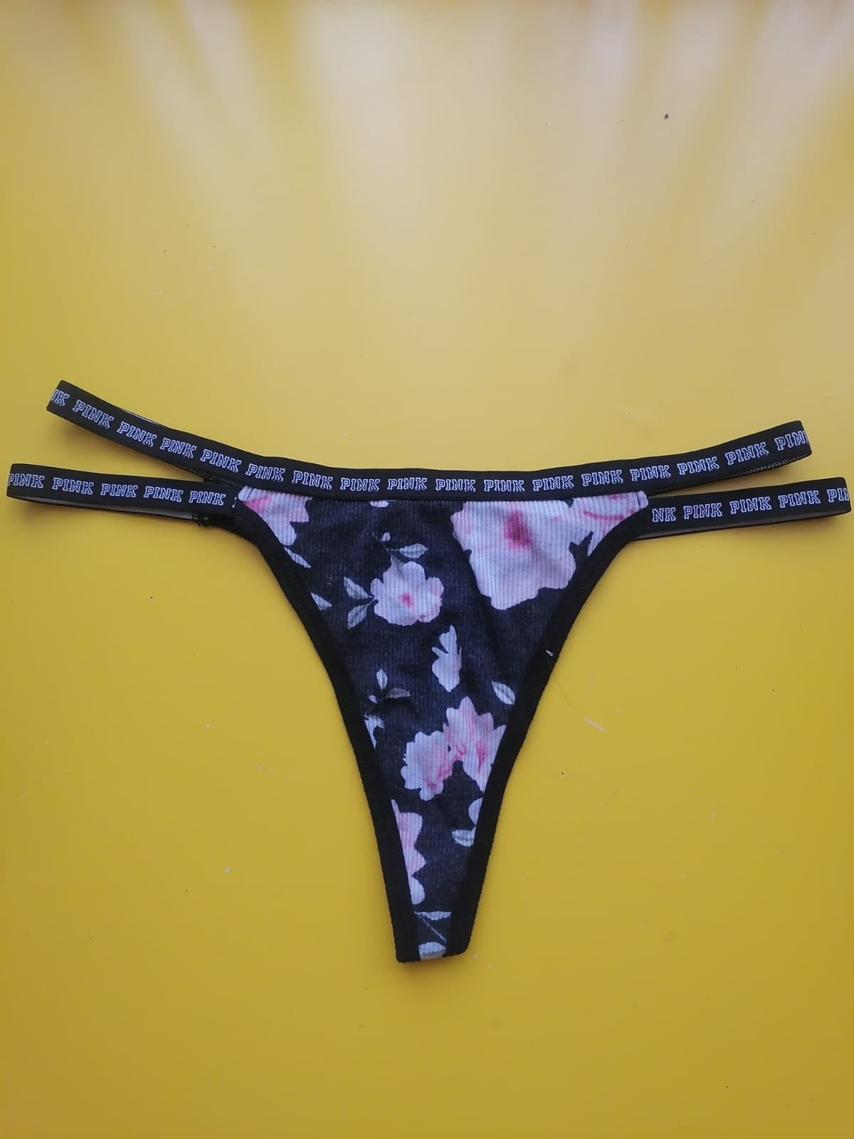 String femme taille M 