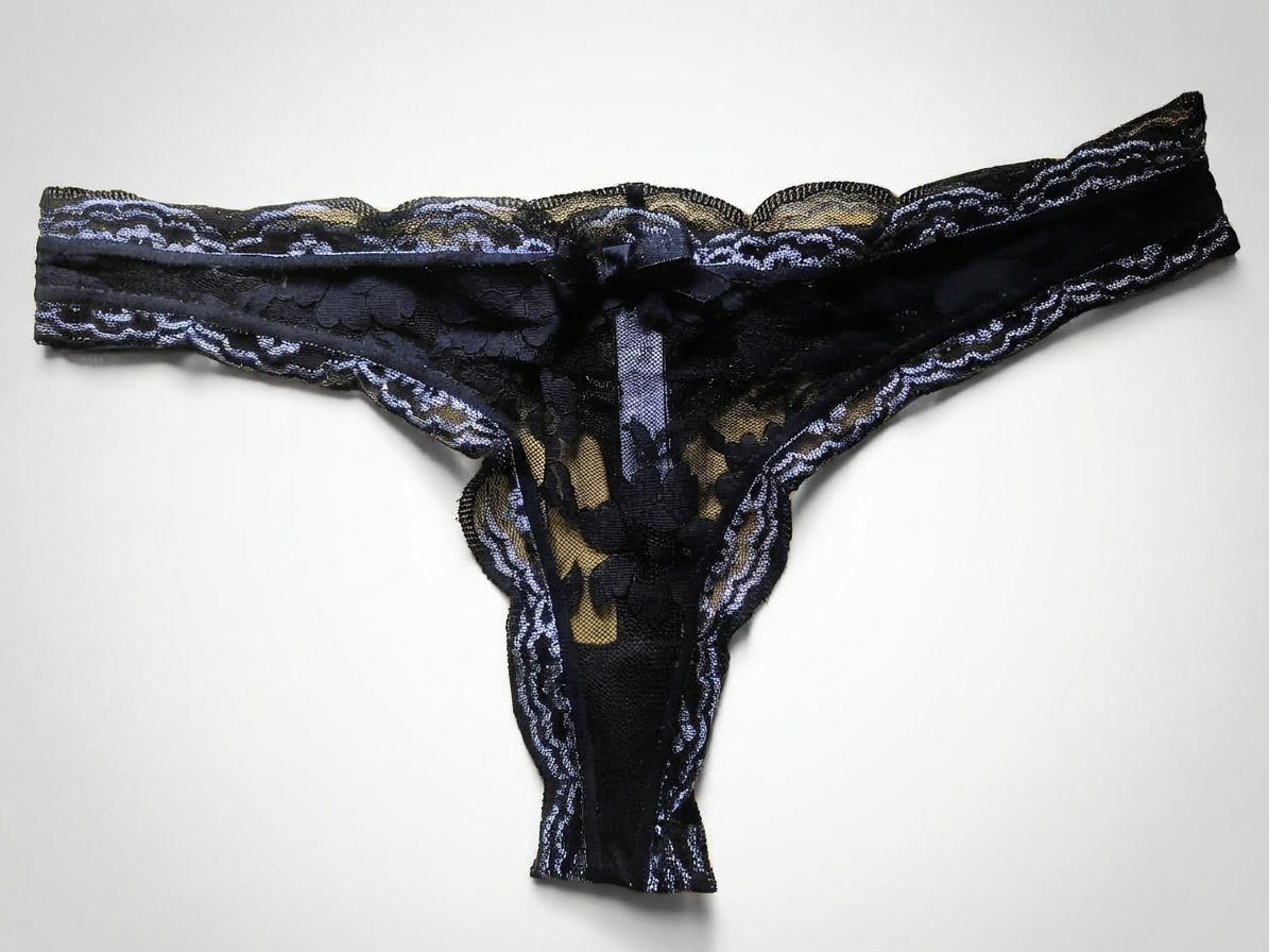 String sexy victoria's secret 