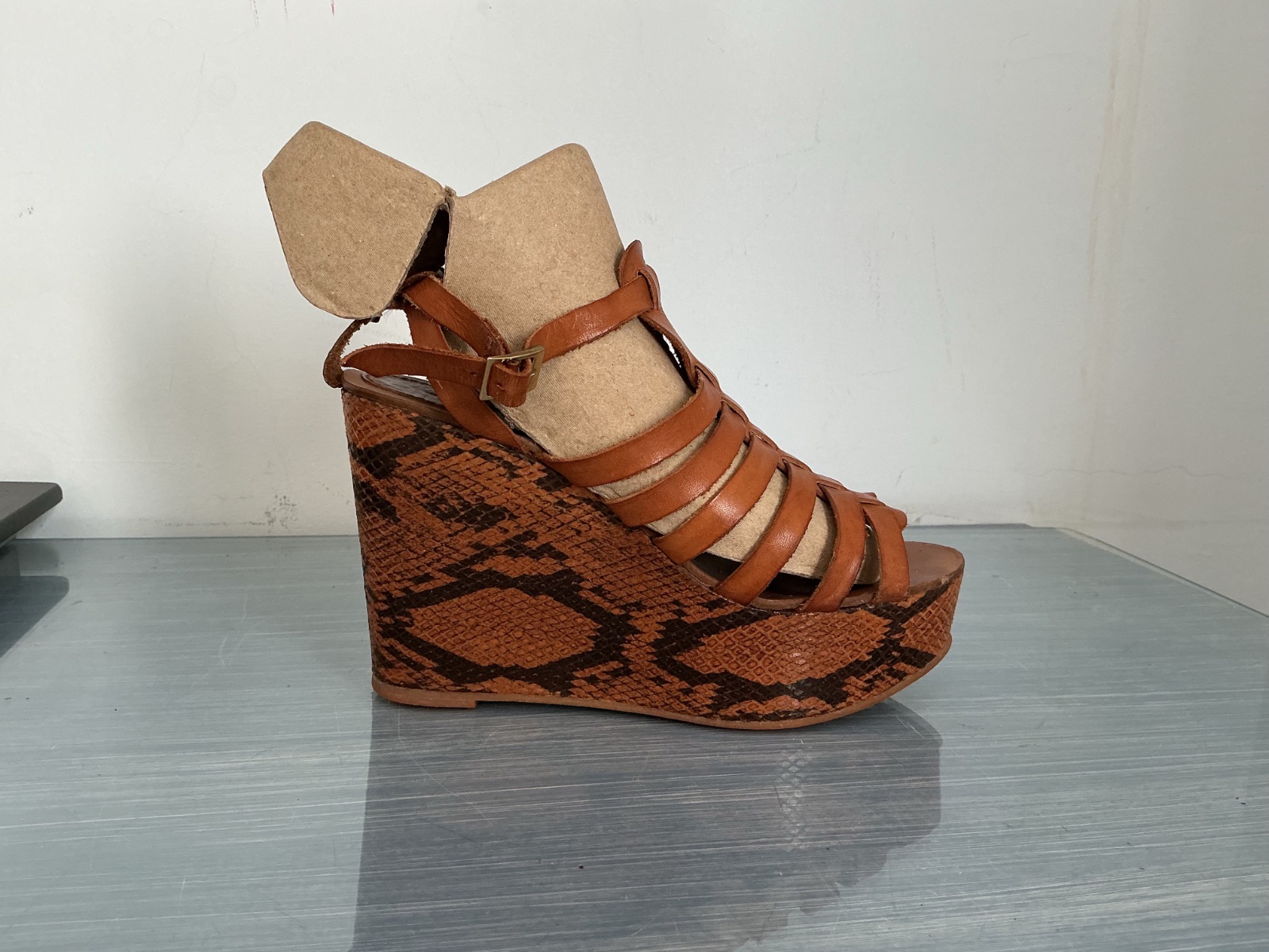 Sandales semelle compensee