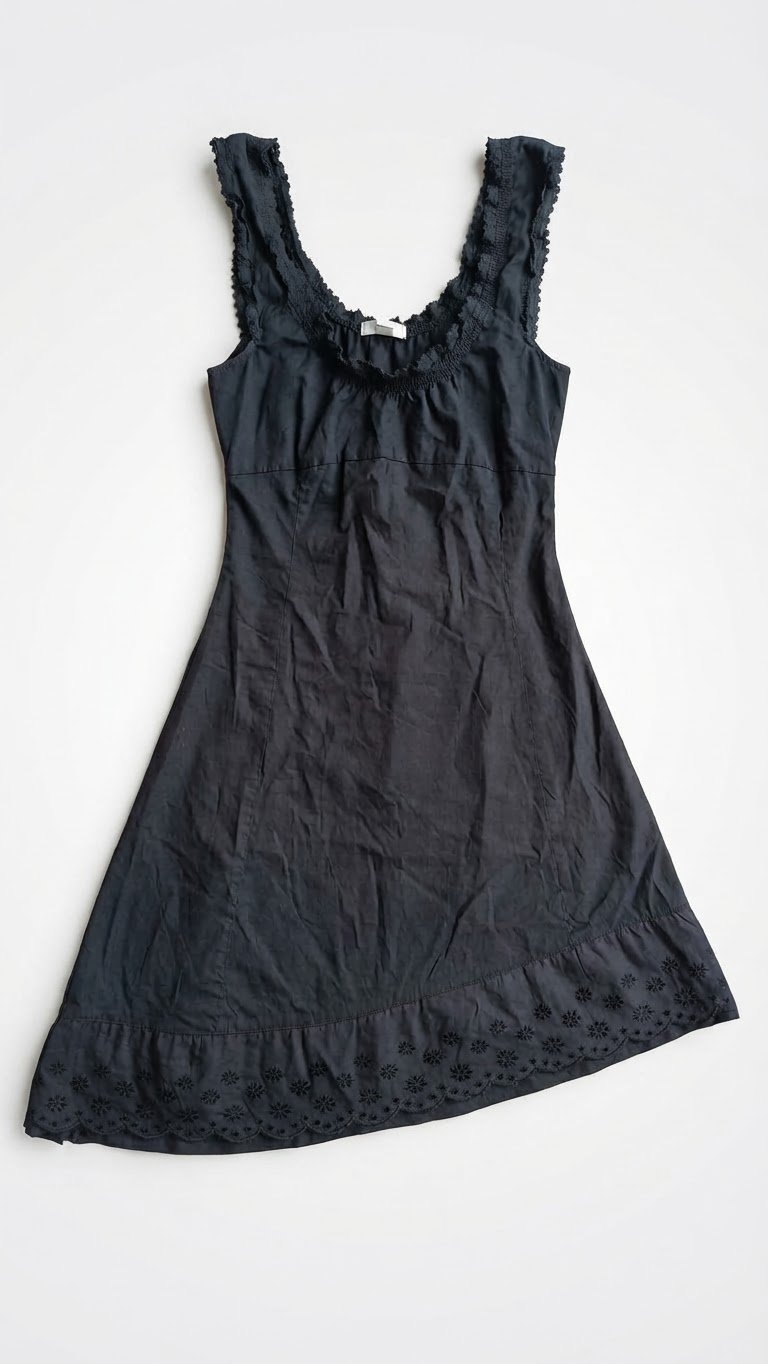 Robe noire forme trapèze 👗 
