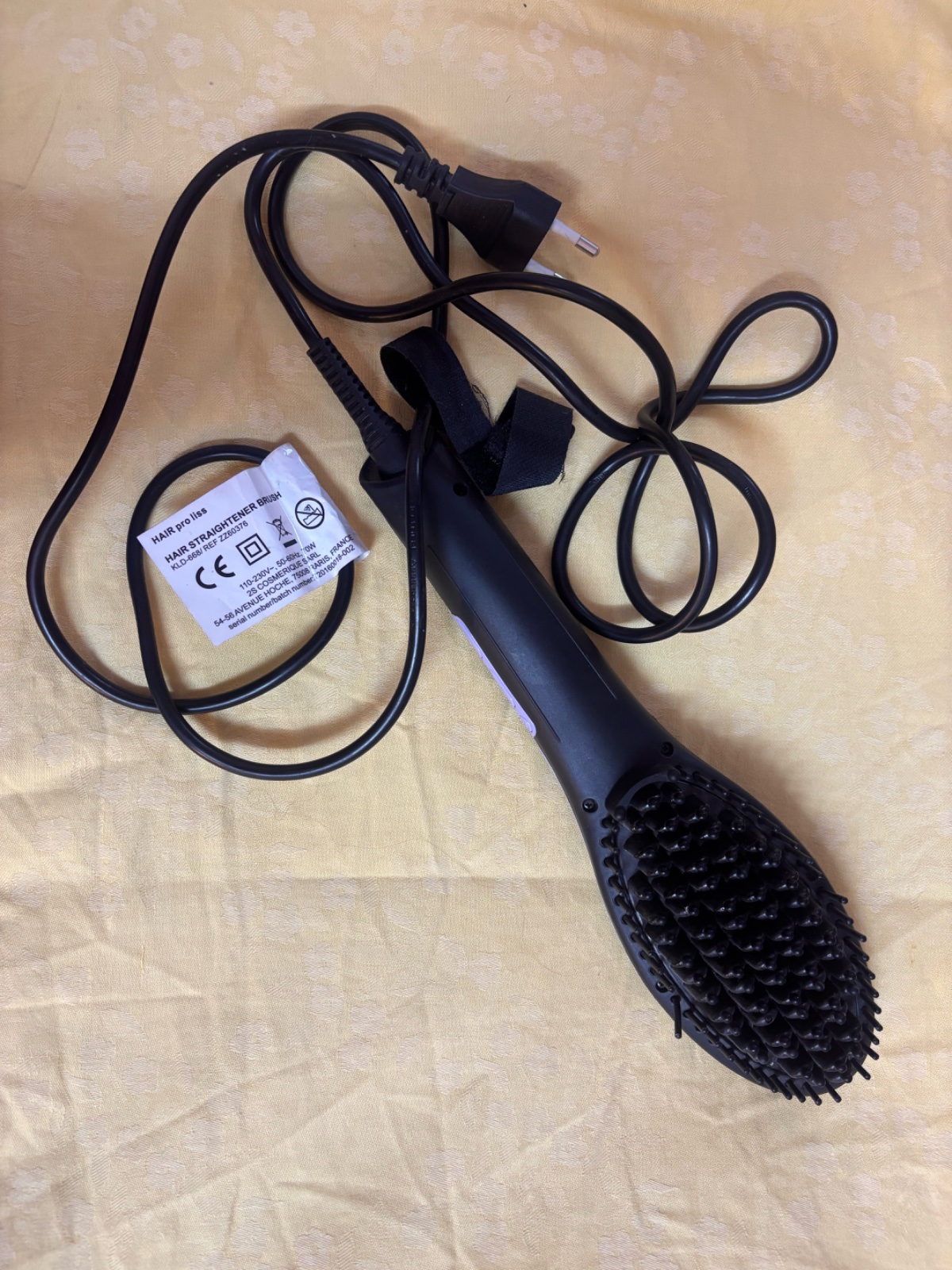 Brosse lissante chauffante électrique 