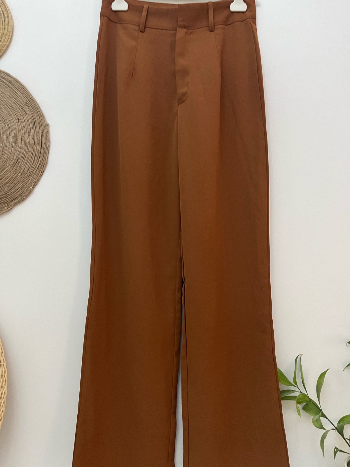 Pantalon marron simple de la marque shein taille 36 