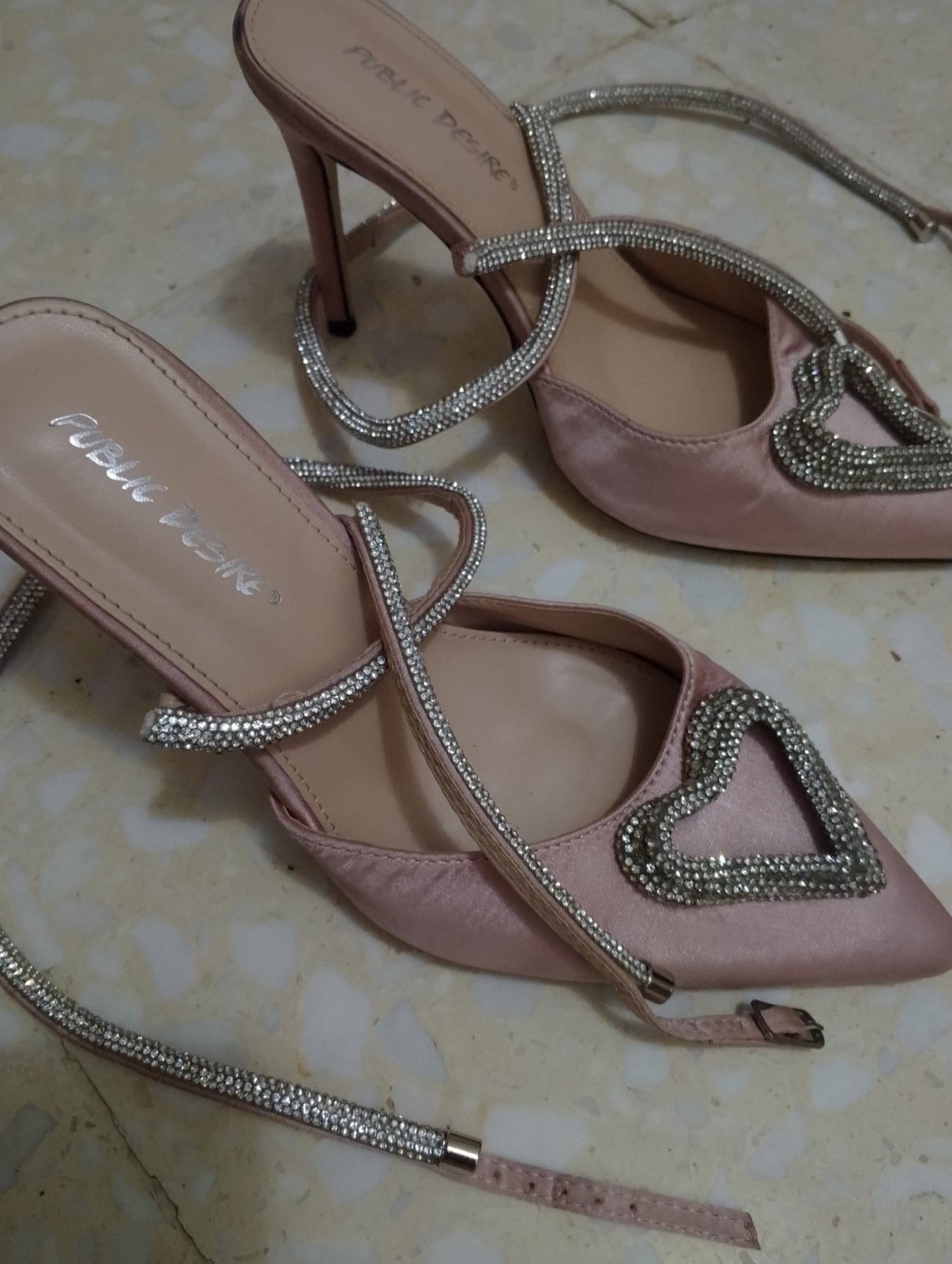 Escarpins tendance rose satiné 🩷✨✨