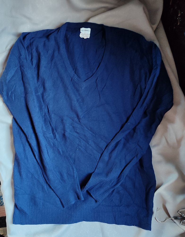 Saks fifth avenue 100% cashmere 