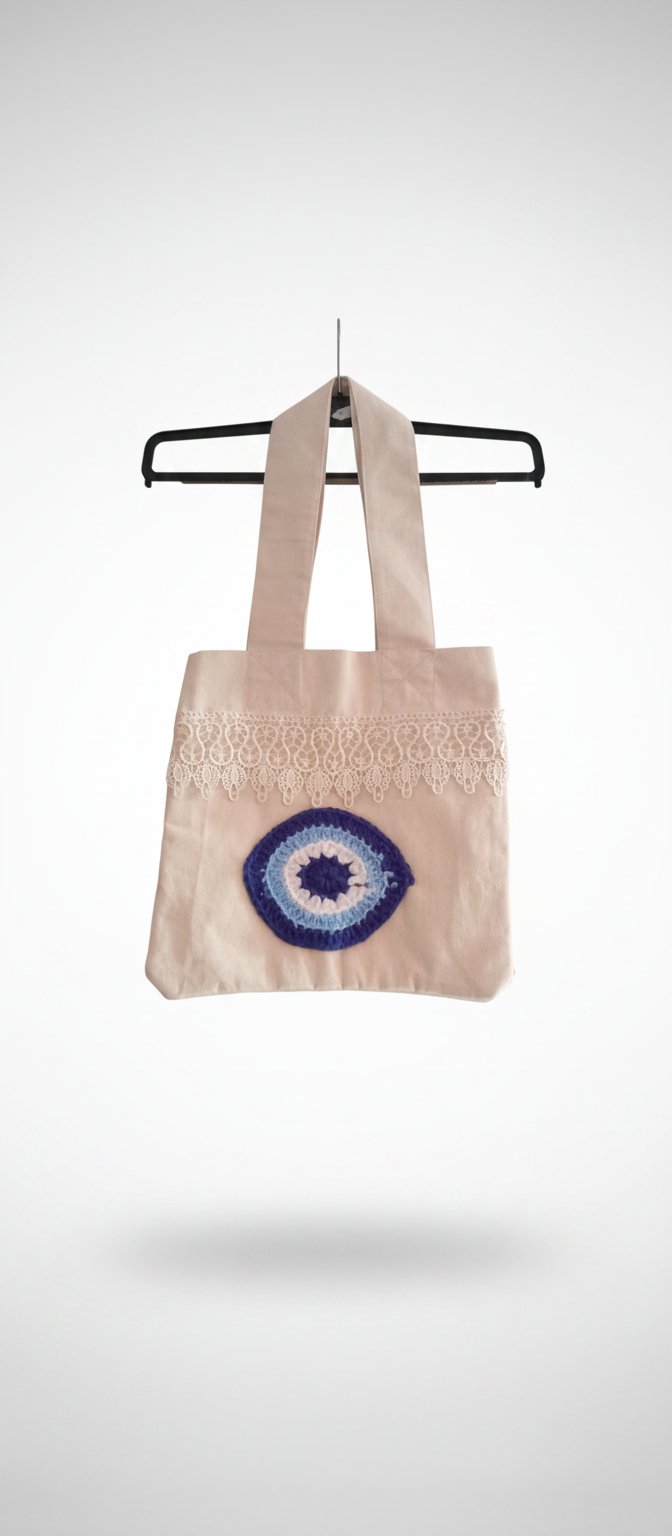 Sac hand made avec décor en crochet