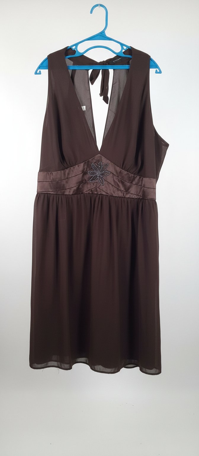 Robe soirée en crêpe manches raglan avec un nœud au niveau du cou