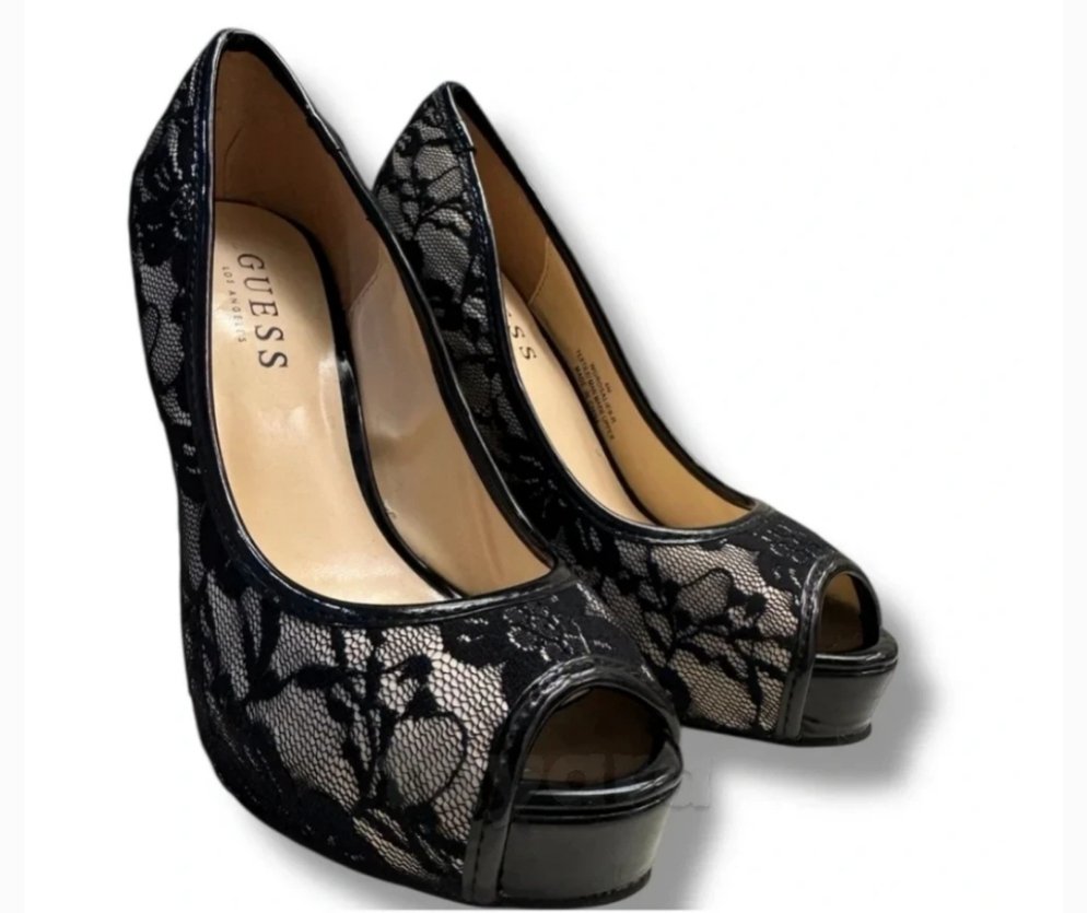 Chaussures à talons neufs GUESS 
