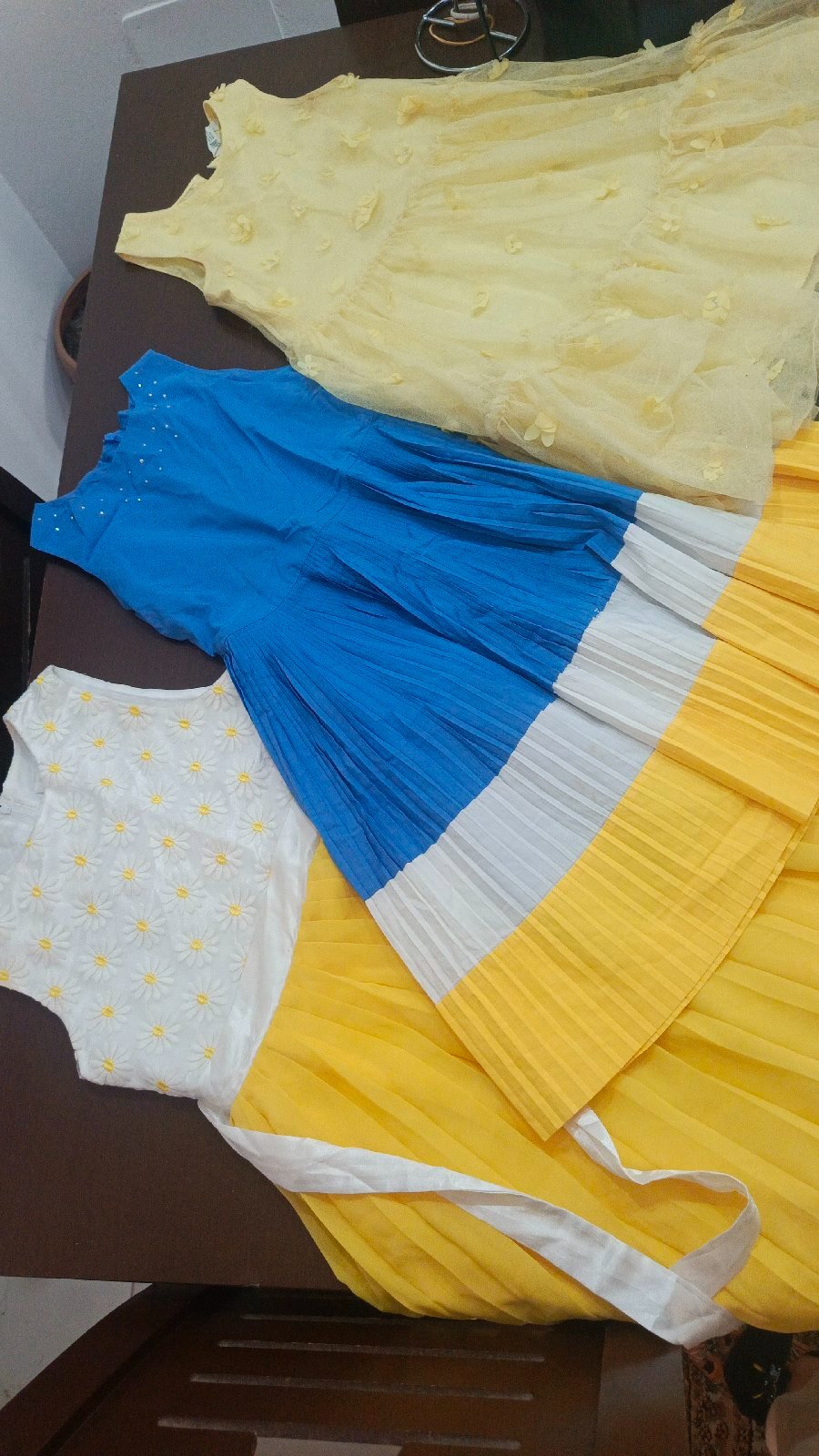 Lot de robe fille 8 ans