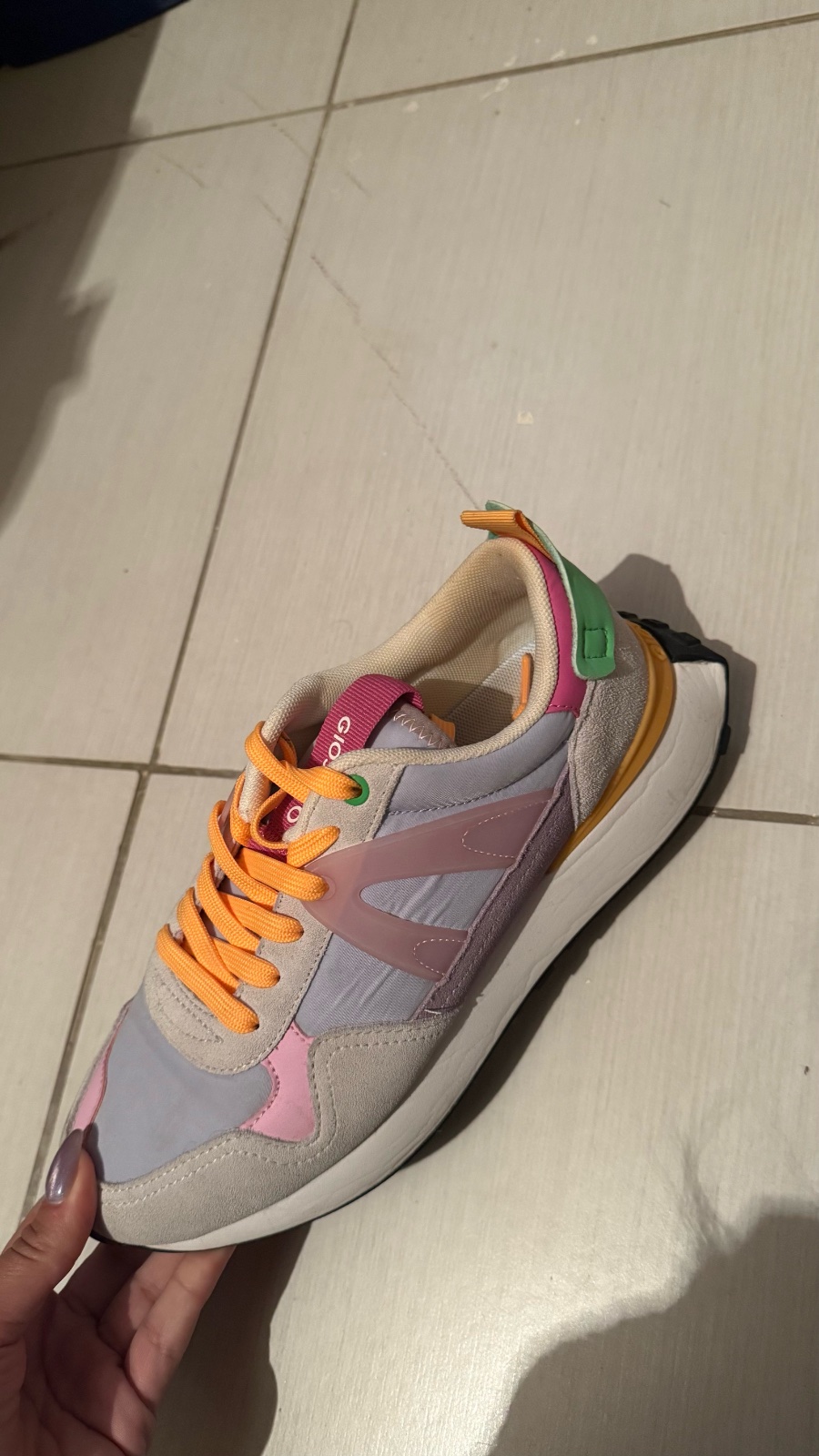 Sneakers