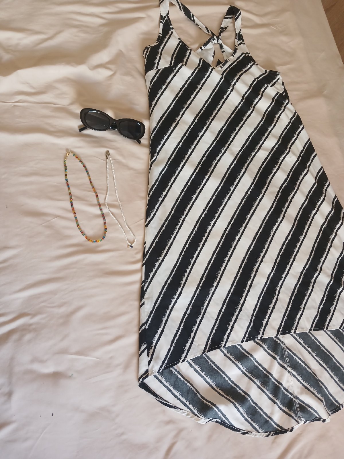 Robe lunettes et des colliers