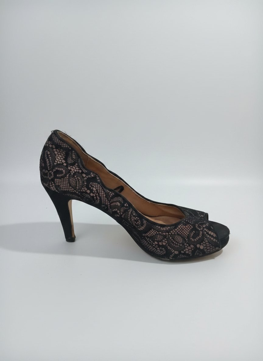 Jolies chaussures de marque FIORE