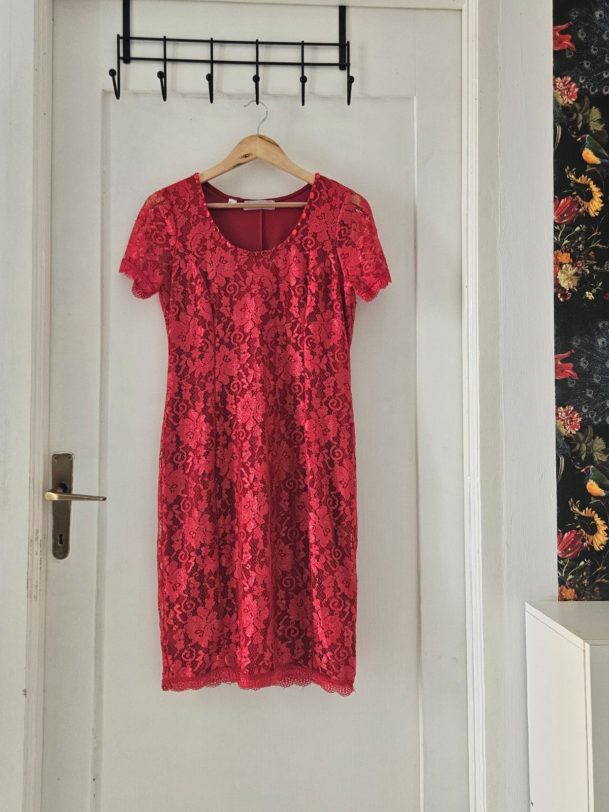 Robe en dentelle rouge taille 38