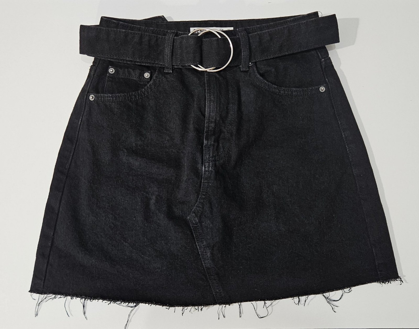 Jupe en jean noir denim