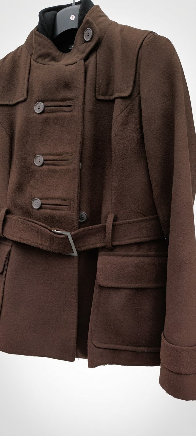 Je vide Des manteaux taille s /m de marque à bas prix le tout à 60d