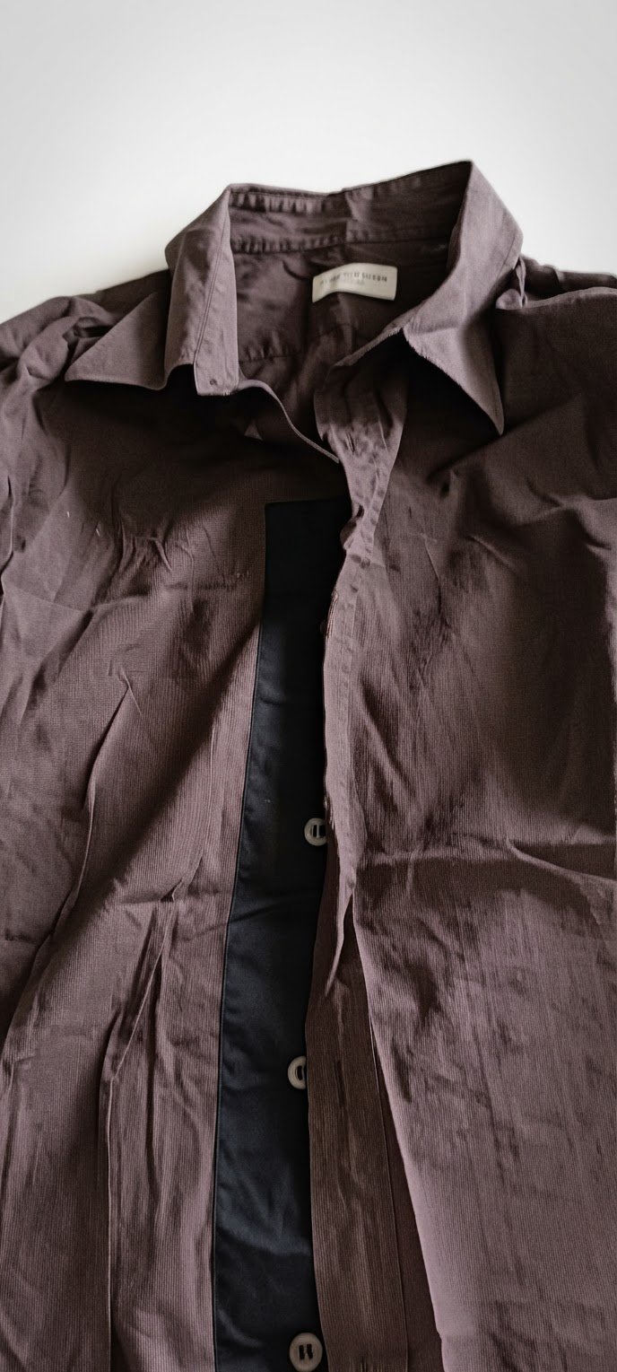 Je vide chemise et pantalon ylabssou s/mde marque 