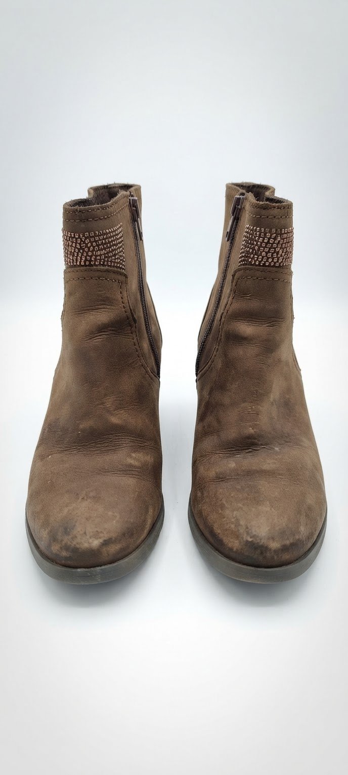 Deux boots de la marque tamaris pointure 37/38 je vends à bas prix les deux b 50d