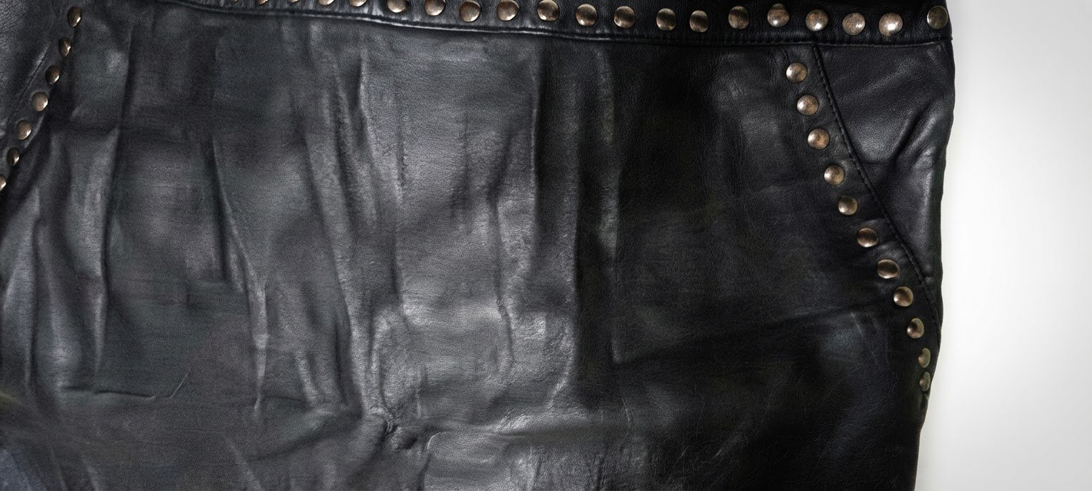Jupe courte taille 42 de la marque ibana en cuir 